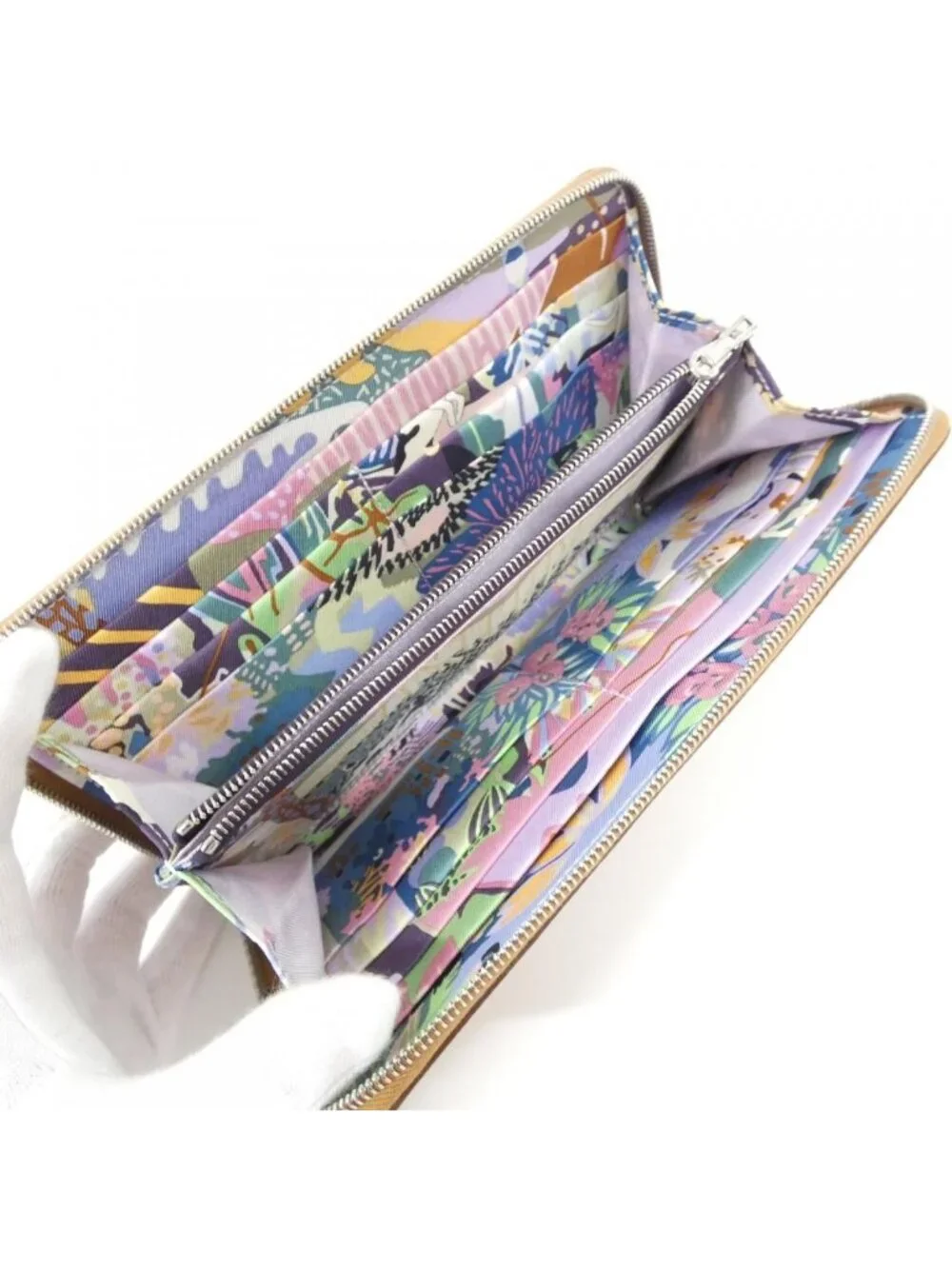 Hermes en Liberte Silk'in Classic Wallet